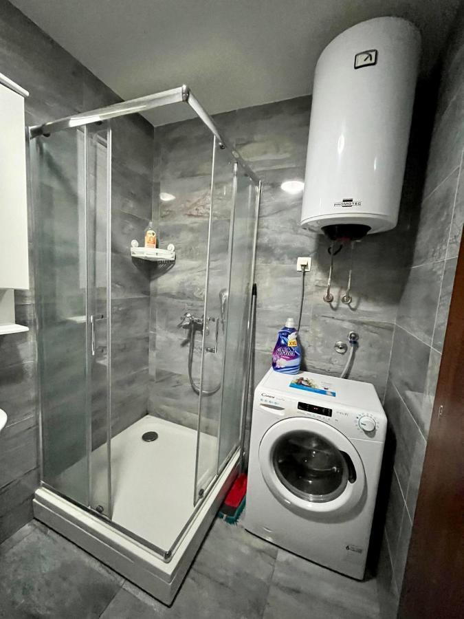 Z apartment Podgorica Buitenkant foto
