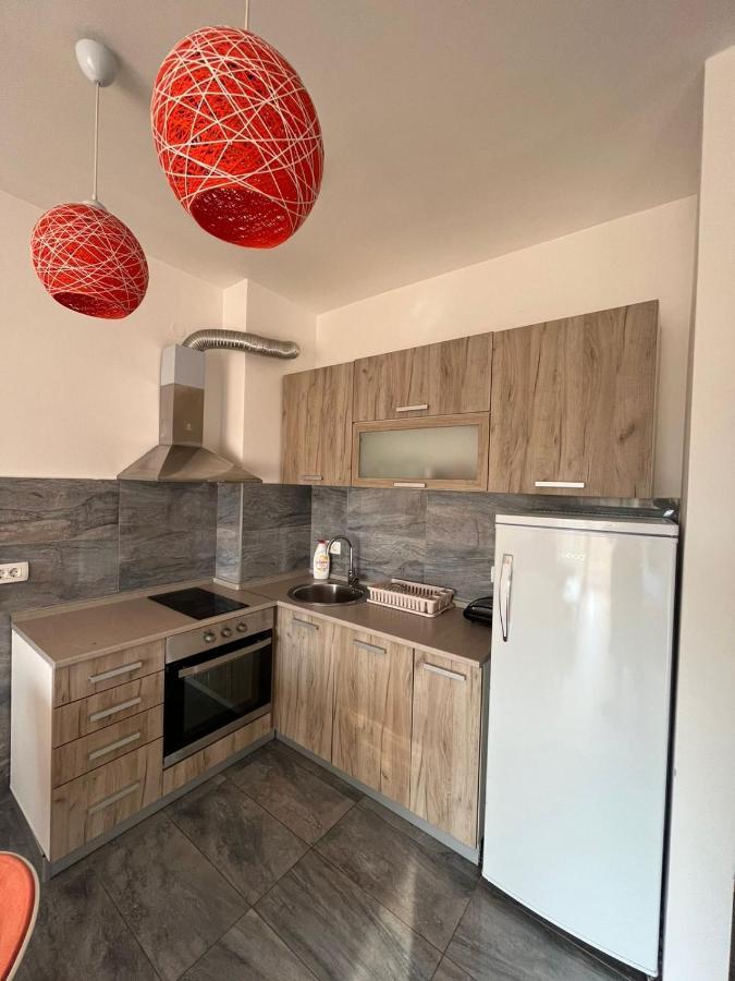 Z apartment Podgorica Buitenkant foto