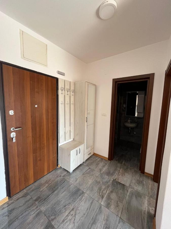 Z apartment Podgorica Buitenkant foto